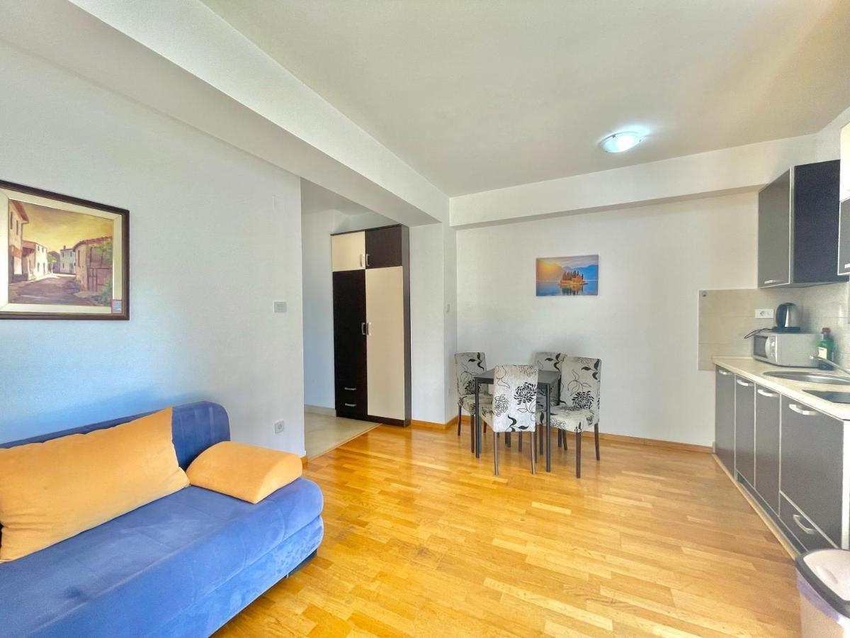 Comfort Apartments Aleksic Budva Eksteriør billede