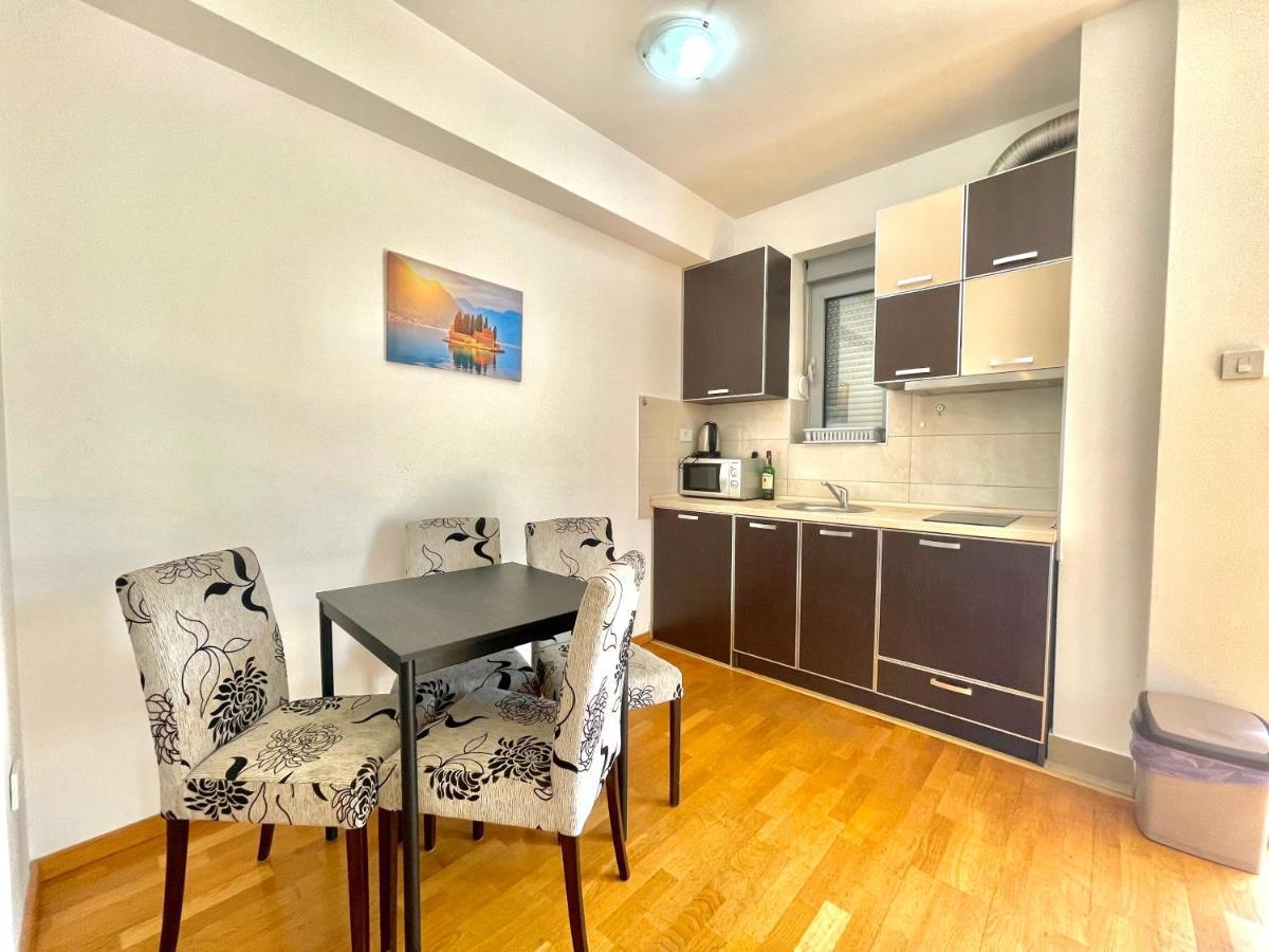 Comfort Apartments Aleksic Budva Eksteriør billede
